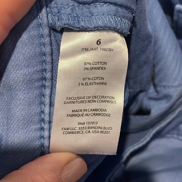 NWT Gap jeans - Picture 7 of 9